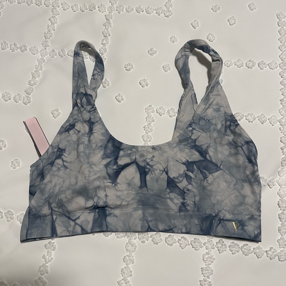 NWT Victoria’s Secret Seamless Bralette blue tie dye